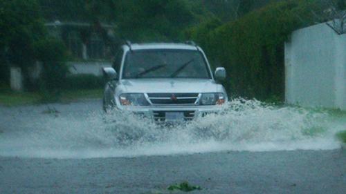Hurricane Sandy: Make Vehicles Lifeboats