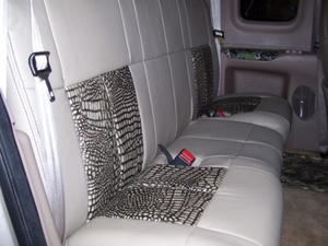 Rear Seats with Alligator